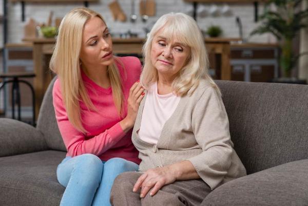 Медицинский педикюр для самых взрослых пациентов 70+ по специальной цене