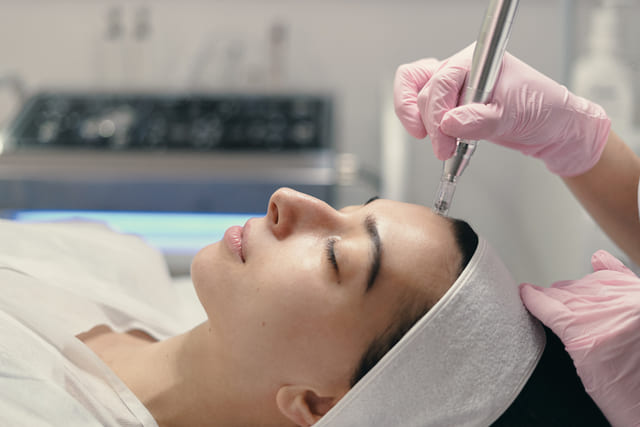 Как проводится процедура Jet Peel для лица Как проводится процедура Jet Peel для лица