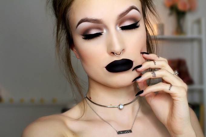 Cut crease Cut crease